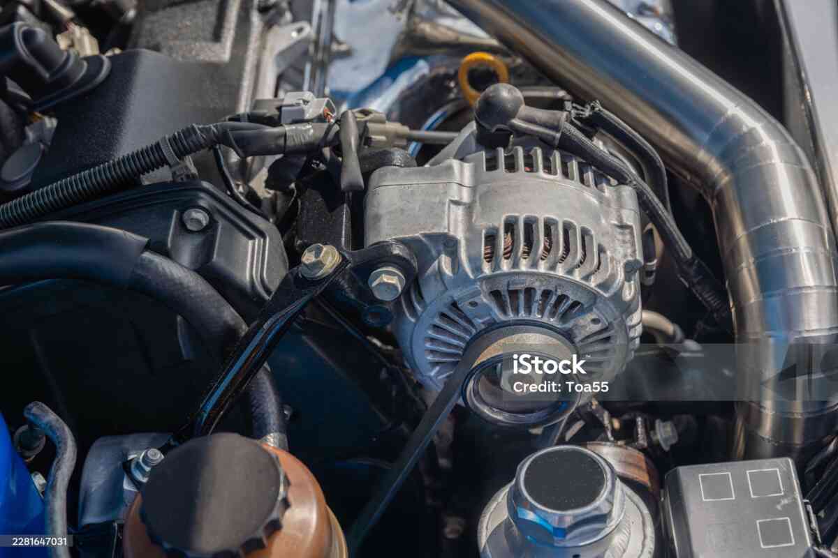 Tanda Alternator Mobil Mengalami Masalah dan Cara Mengatasinya